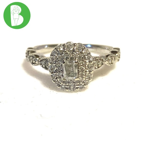10K SOLID WHITE GOLD .46 CTW EMERALD CUT DIAMOND WITH...